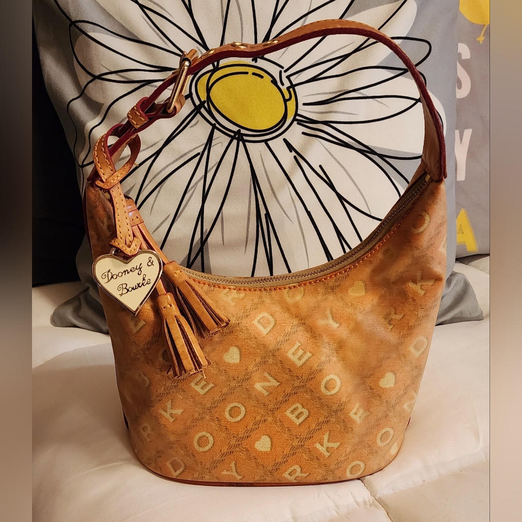 Authentic Dooney And Bourke Small BagSee Measurements Great Condition
